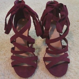 WINE STRAPPY LACE-UP HEEL SANDAL (WIDE WIDTH)
